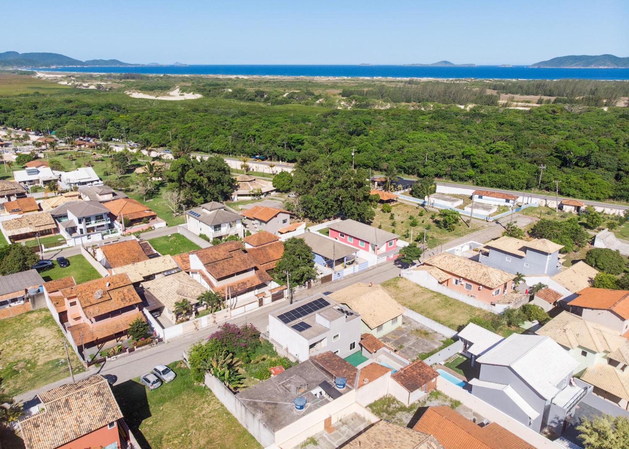 Refugio Tropical Casa De Praia Com Piscina Aquecida E 4 Suites E Garagem 3 Carros, 800 Mtrs Da Praia Internet 700 Mbps, Condominio Privado Com Pista De Skate , Quadra De Futevolei , Campos E Quadras De Futebol! Cabo Frio Dış mekan fotoğraf